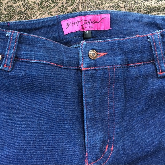 🔥HOST PICK🔥 RARE VINTAGE Betsey Johnson Jeans - Picture 3 of 9
